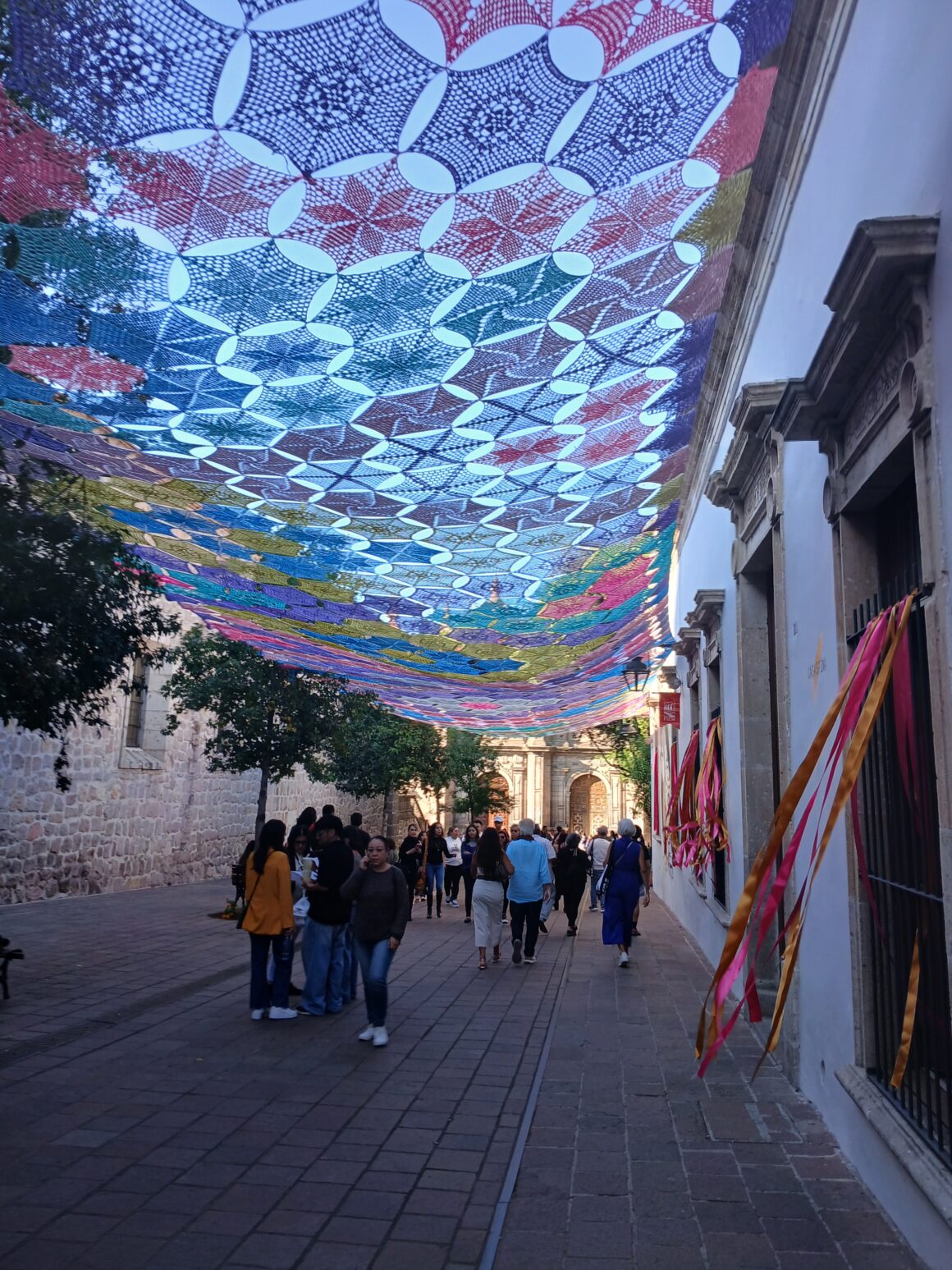 Tejiendo sombras